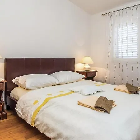 Apartment Relax Podstrana
